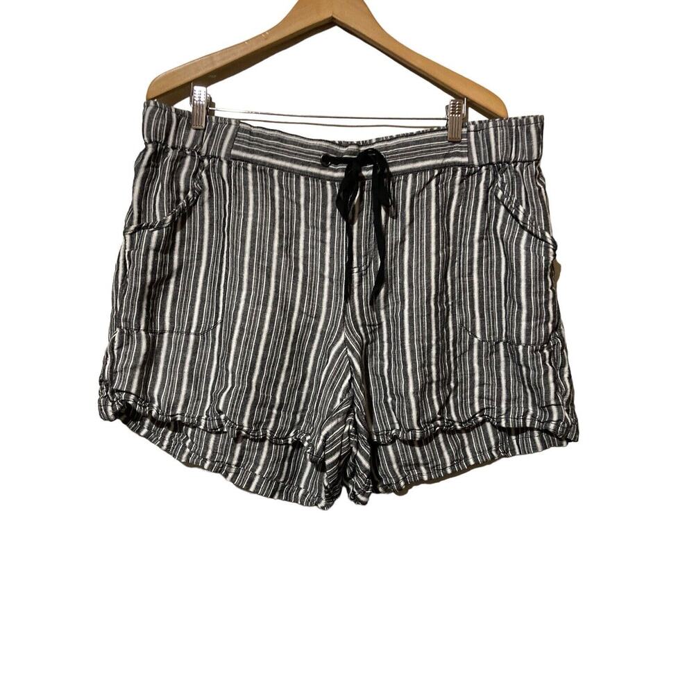 Lane Bryant Linen Blend Shorts Womens Sz 18 Black & White Striped Elastic Waist